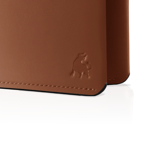 Refined Craftsmanship
Crafted from premium full-grain leather, inside and out, with meticulous attention to every det...
