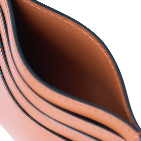Refined Craftsmanship
Crafted from premium full-grain leather, inside and out, with meticulous attention to every det...