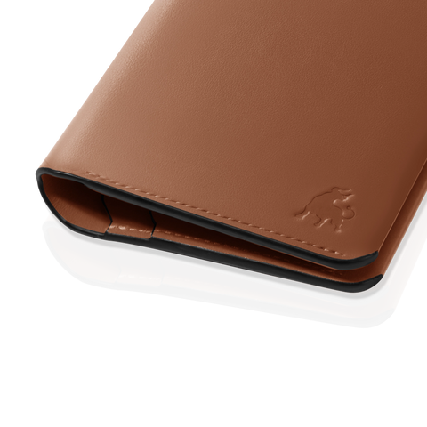 Hand-Painted Edges
Each edge is carefully hand-painted for a smooth, refined finish that adds lasting durability.