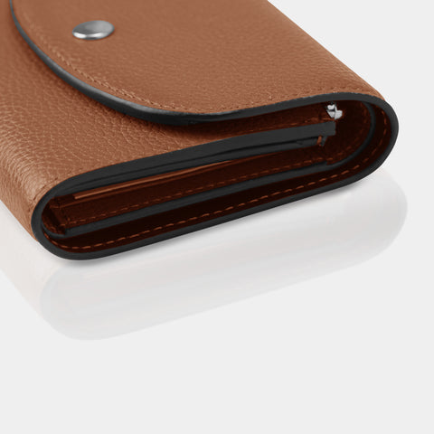Women's bifold wallet crafted from premium full-grain leather