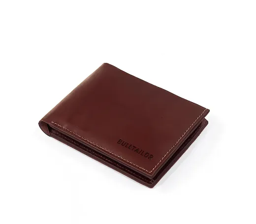 Picture of Slim Bifold Wallet | 12 Cards